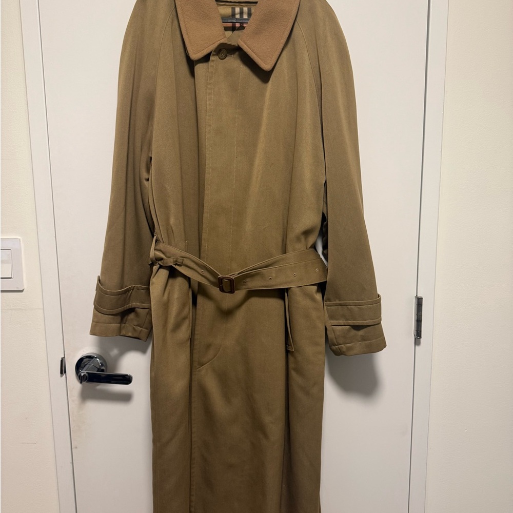 Men's Burberry Tan Trench Coat in Wool